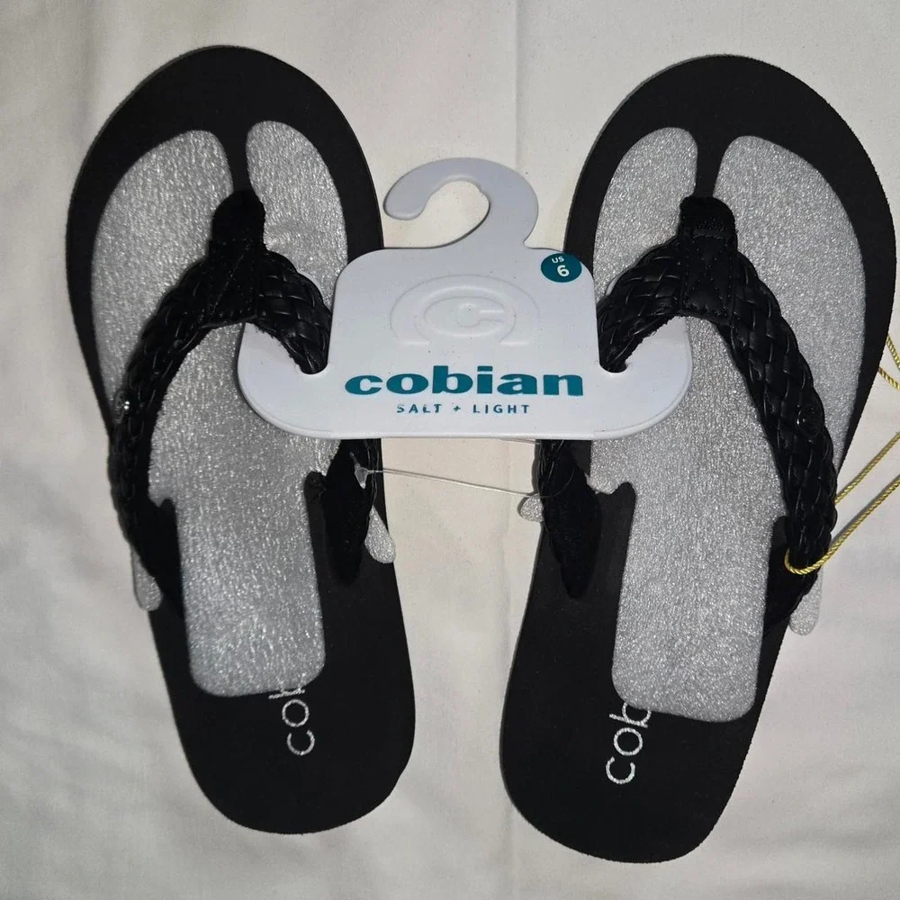 Cobian kids Floater 2 Jr.  black flip flops, Size US 6/7 Floater  #summer #beach